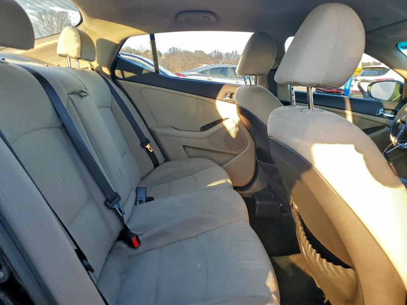 Photo 10 from auction – 2013 KIA OPTIMA HYB with VIN KNAGM4ADXD5058926