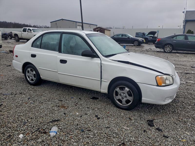Photo 4 from auction – 2002 HYUNDAI ACCENT GL with VIN KMHCG45C82U387777