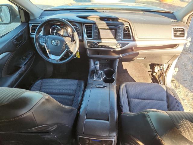 Photo 8 from auction – 2014 TOYOTA HIGHLANDER with VIN 5TDZKRFH2ES007944