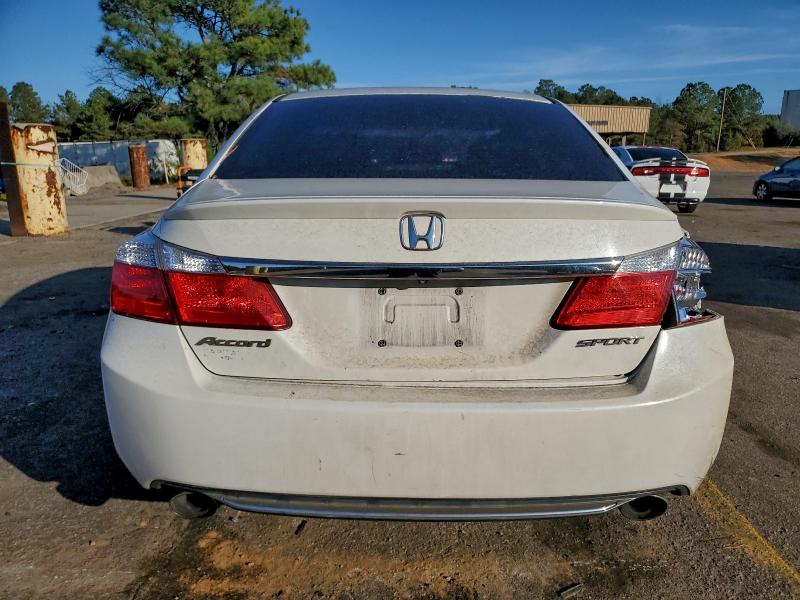 Photo 6 from auction – 2015 HONDA ACCORD SPO with VIN 1HGCR2F57FA052621