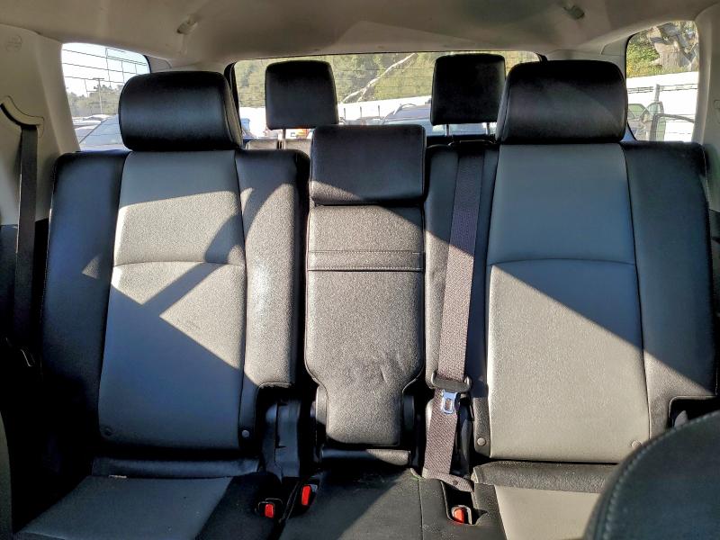 Photo 10 from auction – 2016 TOYOTA 4RUNNER SR with VIN JTEZU5JR4G5142799