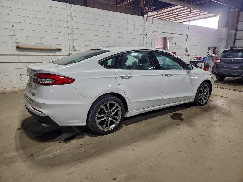 Photo 3 from auction – 2019 FORD FUSION with VIN 3FA6P0CD1KR260372