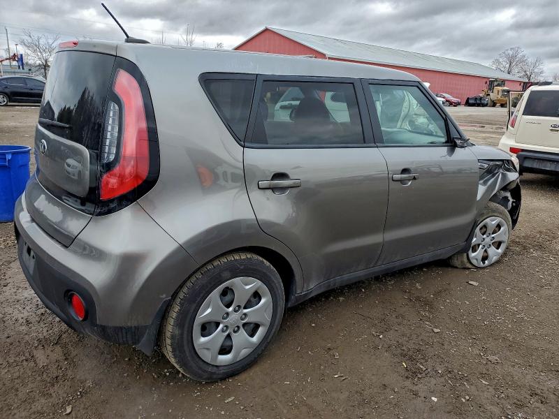 Photo 3 from auction – 2017 KIA SOUL with VIN KNDJN2A20H7482053