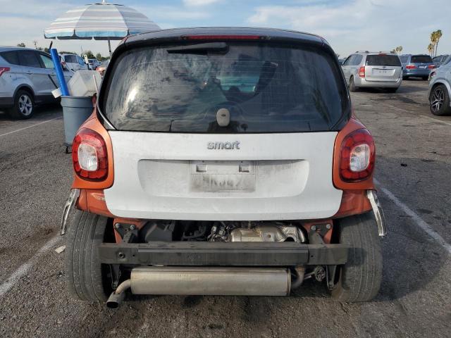 Photo 6 from auction – 2016 SMART FORTWO with VIN WMEFJ5DA9GK057692