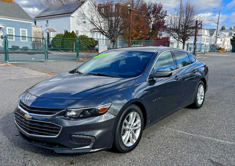 Photo 2 from auction – 2017 CHEVROLET MALIBU LT with VIN 1G1ZE5ST0HF209625