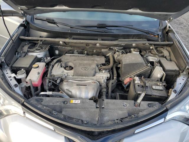 Photo 12 from auction – 2018 TOYOTA RAV4 LE with VIN 2T3BFREV3JW852517