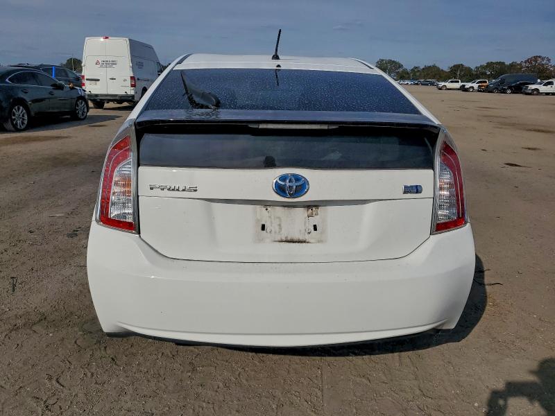 Photo 6 from auction – 2012 TOYOTA PRIUS with VIN JTDKN3DU6C5426100