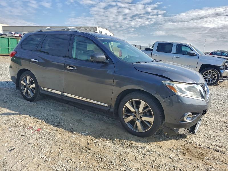 Photo 4 from auction – 2014 NISSAN PATHFINDER with VIN 5N1AR2MN5EC665621