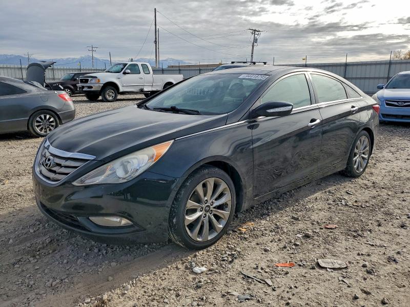 HYUNDAI SONATA SE 2012 with VIN 5NPEC4ABXCH402393 - Photo from auction