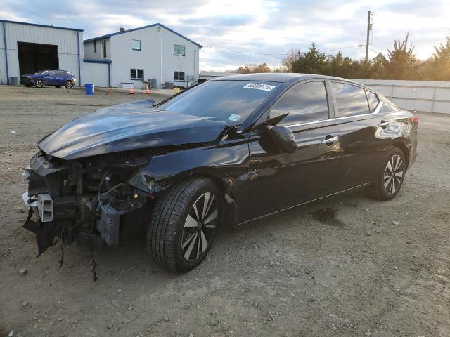 NISSAN ALTIMA SV 2021 with VIN 1N4BL4DV8MN304835 - Photo from auction