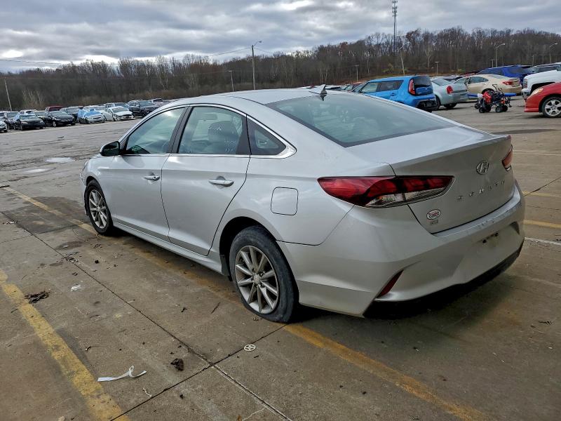 Photo 2 from auction – 2019 HYUNDAI SONATA SE with VIN 5NPE24AFXKH782839