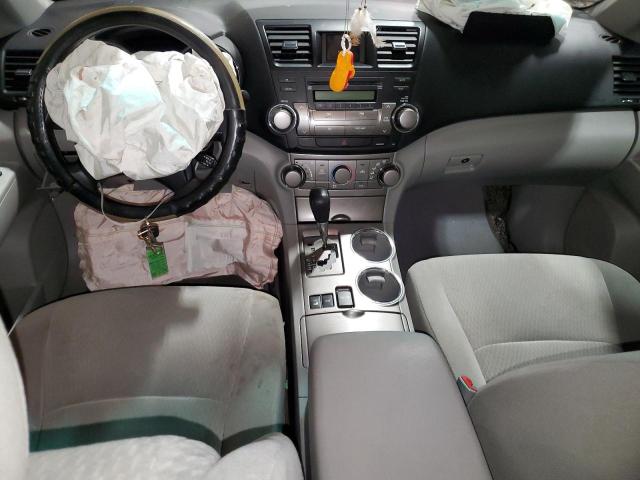Photo 8 from auction – 2010 TOYOTA HIGHLANDER with VIN 5TDBK3EH2AS024074