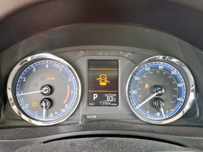 Photo 9 from auction – 2018 TOYOTA COROLLA L with VIN 5YFBURHE6JP846531