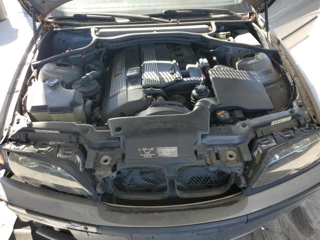 Photo 11 from auction – 2005 BMW 330 I with VIN WBAEV53465KM40560