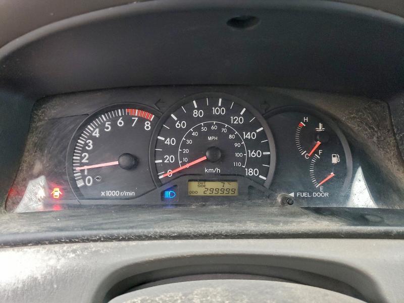 Photo 9 from auction – 2004 TOYOTA COROLLA with VIN 2T1BR32E54C807425