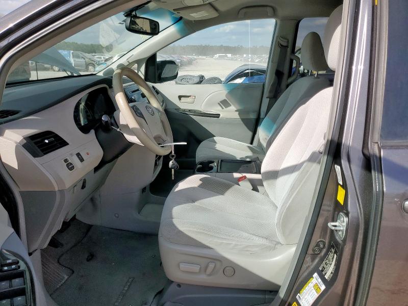 Photo 7 from auction – 2011 TOYOTA SIENNA LE with VIN 5TDKK3DC5BS073423