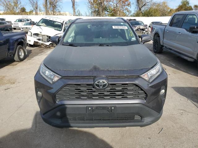 Фото 5 с аукциона – 2019 TOYOTA RAV4 XLE с VIN JTMP1RFVXKJ020028