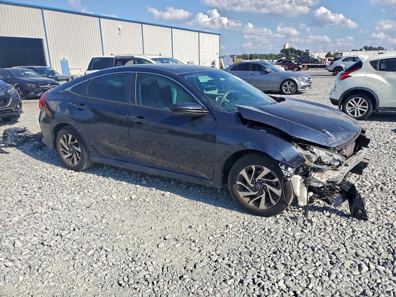 صورة رقم 4 من المزاد - 2017 HONDA CIVIC EX مع VIN 19XFC2F89HE047895