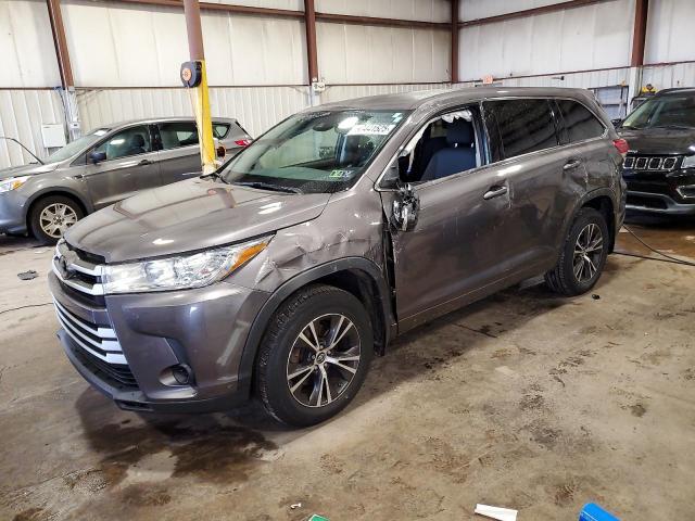 TOYOTA HIGHLANDER 2017 z numerem VIN 5TDBZRFHXHS365102 - Zdjęcie z aukcji