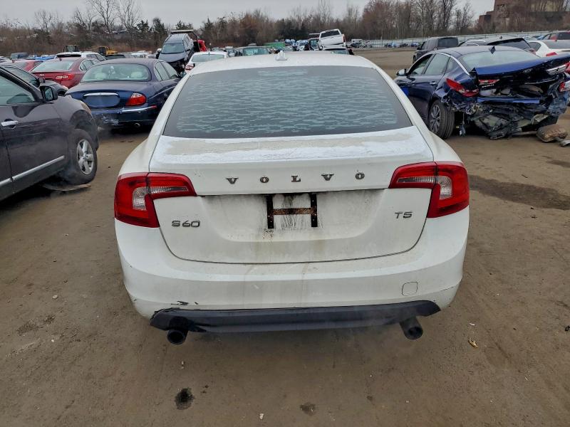 Photo 6 from auction – 2013 VOLVO S60 T5 with VIN YV1612FS4D2178087