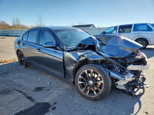 Photo 4 from auction – 2017 BMW 320 I with VIN WBA8E1G56HNU12785