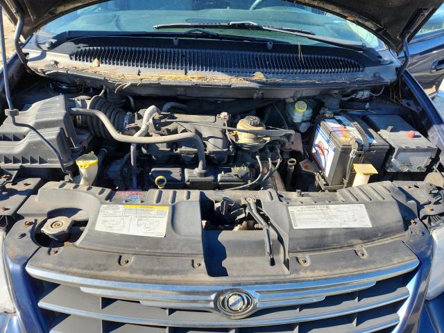 Photo 12 from auction – 2005 CHRYSLER TOWN & COU with VIN 2C8GP64L35R294331