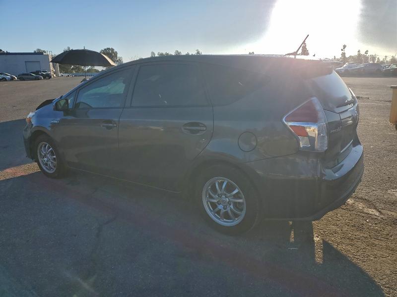 Photo 2 from auction – 2015 TOYOTA PRIUS V with VIN JTDZN3EUXFJ038554