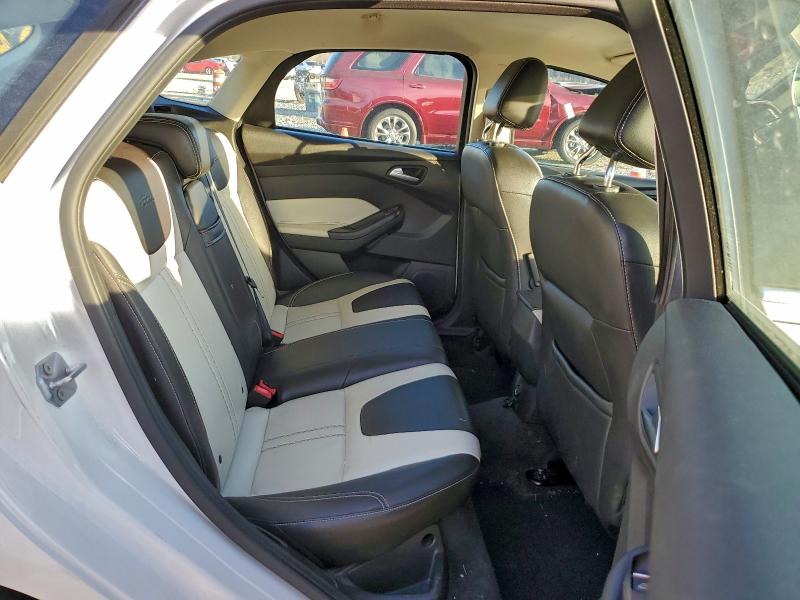 Photo 10 from auction – 2012 FORD FOCUS SEL with VIN 1FAHP3M21CL128218