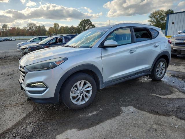HYUNDAI TUCSON LIM 2016 with VIN KM8J33A49GU137967 - Photo from auction
