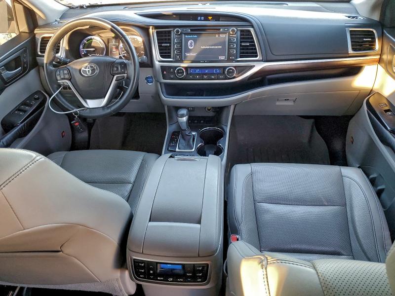 Foto 8 de la subasta – 2015 TOYOTA HIGHLANDER con VIN 5TDDCRFH1FS009984