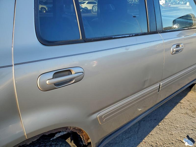 Photo 11 from auction – 2000 HONDA CR-V with VIN JHLRD1878YC038902