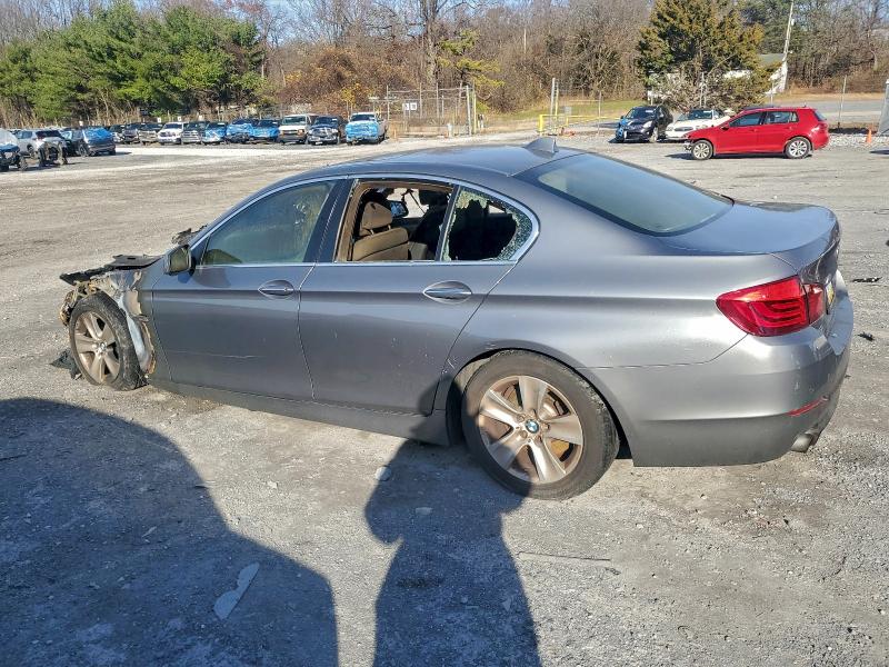 Photo 2 from auction – 2013 BMW 528 XI with VIN WBAXH5C59DD112206