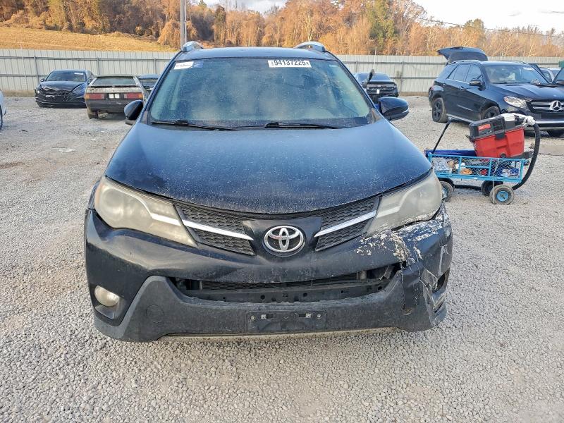 Photo 5 from auction – 2014 TOYOTA RAV4 XLE with VIN 2T3RFREV3EW129383