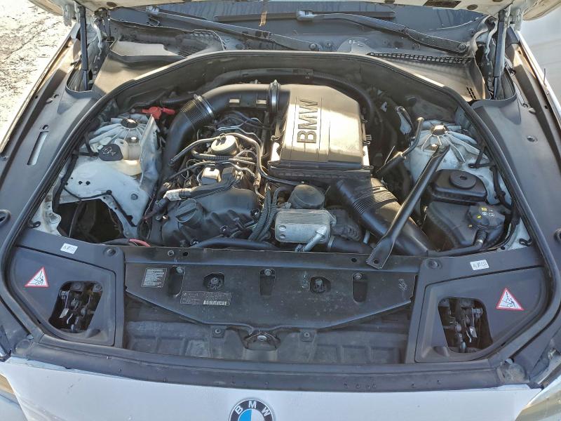 Photo 11 from auction – 2014 BMW 535 XI with VIN WBA5B3C59ED531882