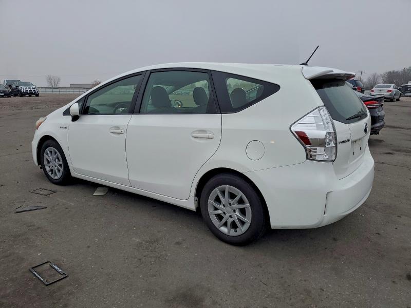 Photo 2 from auction – 2014 TOYOTA PRIUS V with VIN JTDZN3EU4E3321051