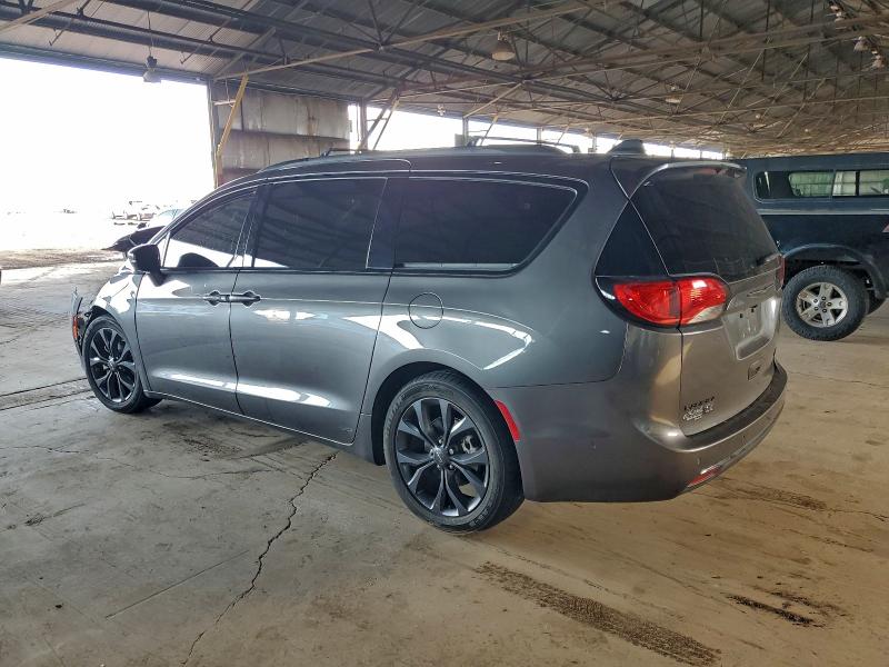 Photo 2 from auction – 2020 CHRYSLER PACIFICA L with VIN 2C4RC1GG7LR137535
