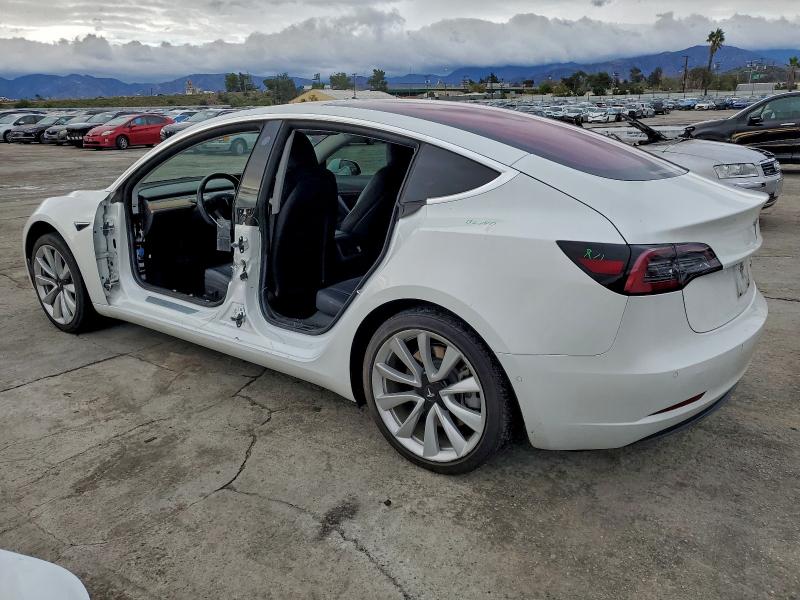 Photo 2 from auction – 2018 TESLA MODEL 3 with VIN 5YJ3E1EA8JF006489