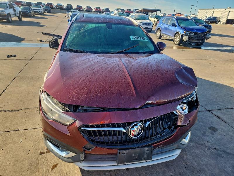 Photo 5 from auction – 2018 BUICK REGAL TOUR with VIN W04GU8SX4J1126217