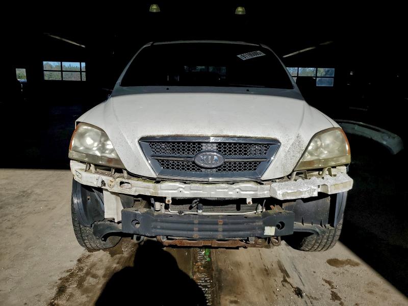 Photo 5 from auction – 2004 KIA SORENTO EX with VIN KNDJD733545307020