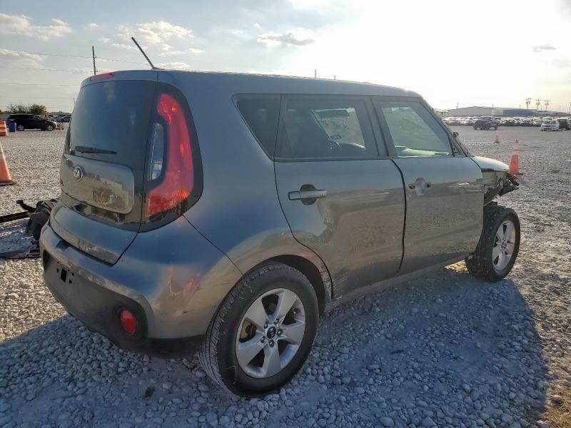 Photo 3 from auction – 2017 KIA SOUL with VIN KNDJN2A24H7450531