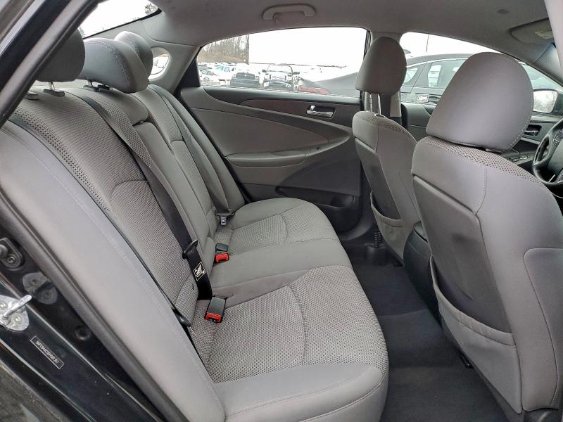 Photo 10 from auction – 2013 HYUNDAI SONATA GLS with VIN 5NPEB4AC5DH581357