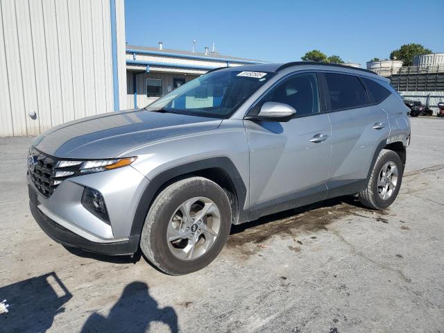 HYUNDAI TUCSON SEL 2023 with VIN 5NMJBCAE1PH183672 - Photo from auction