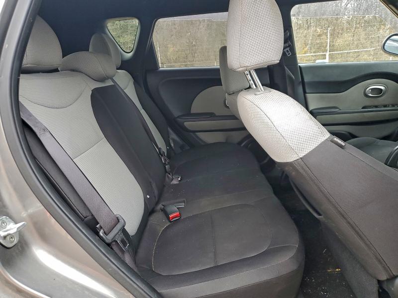 Photo 11 from auction – 2014 KIA SOUL with VIN KNDJN2A20E7023052