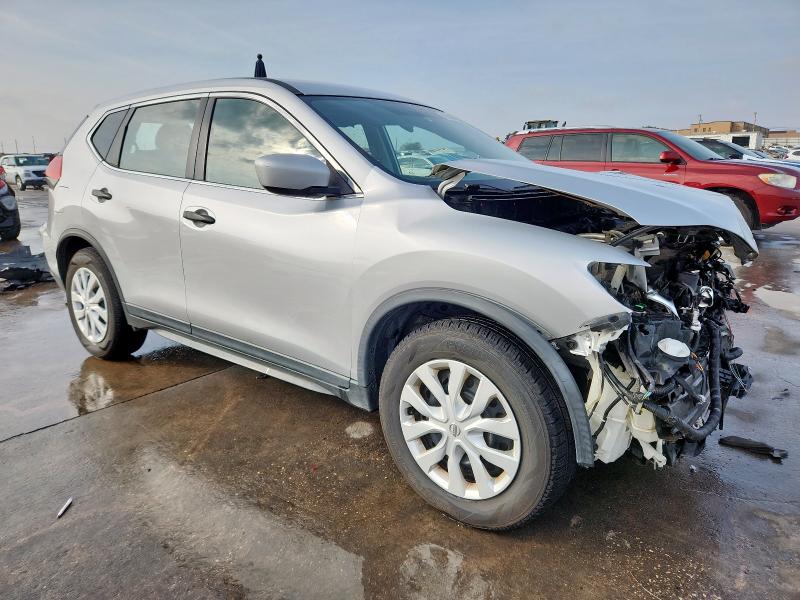 Photo 4 from auction – 2017 NISSAN ROGUE S with VIN KNMAT2MT1HP522182