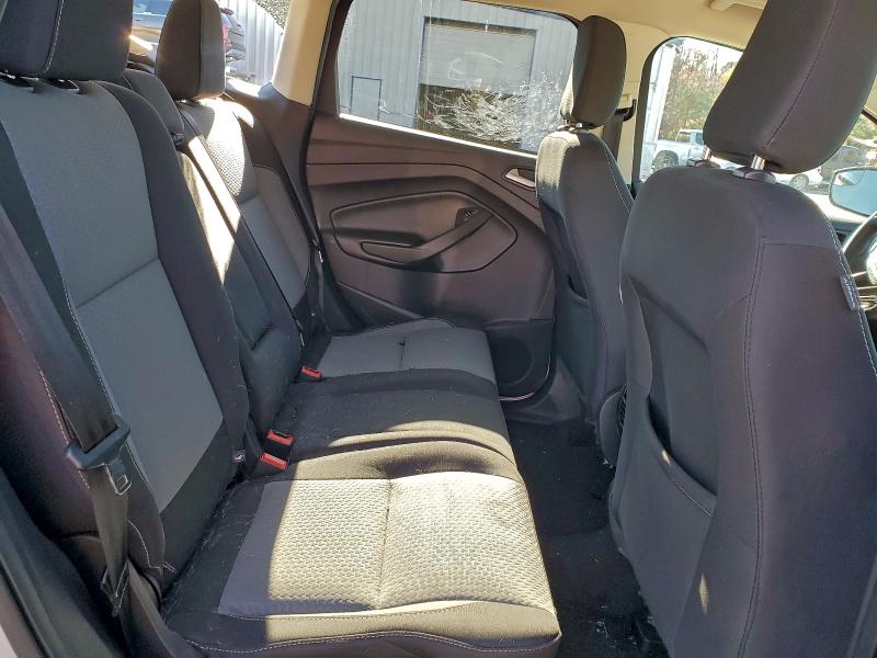 Photo 11 from auction – 2019 FORD ESCAPE SE with VIN 1FMCU0GD5KUA91302