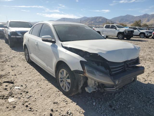 Photo 4 from auction – 2017 VOLKSWAGEN JETTA with VIN 3VWDB7AJ8HM409865