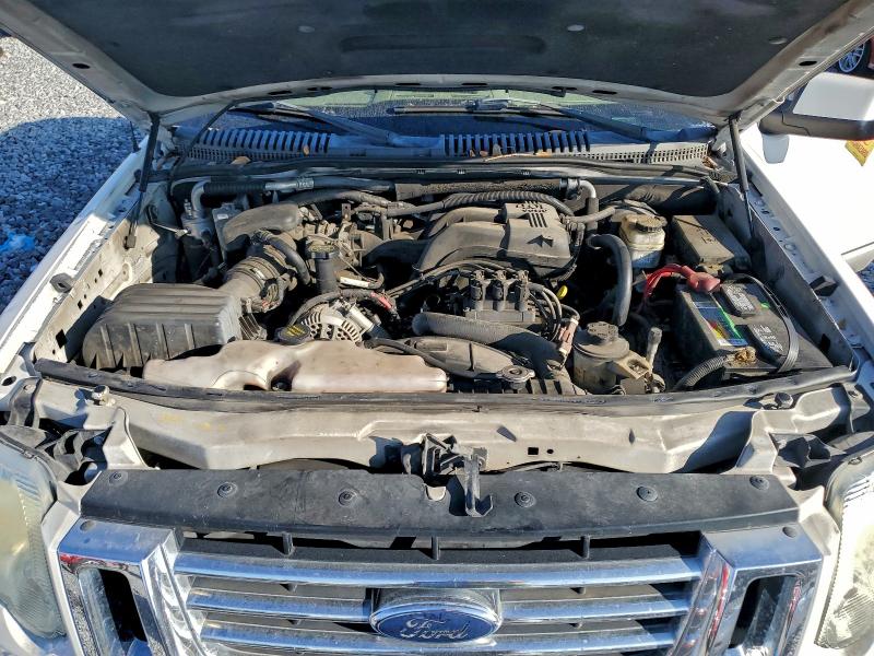 Photo 12 from auction – 2008 FORD EXPLORER E with VIN 1FMEU64E58UA68636