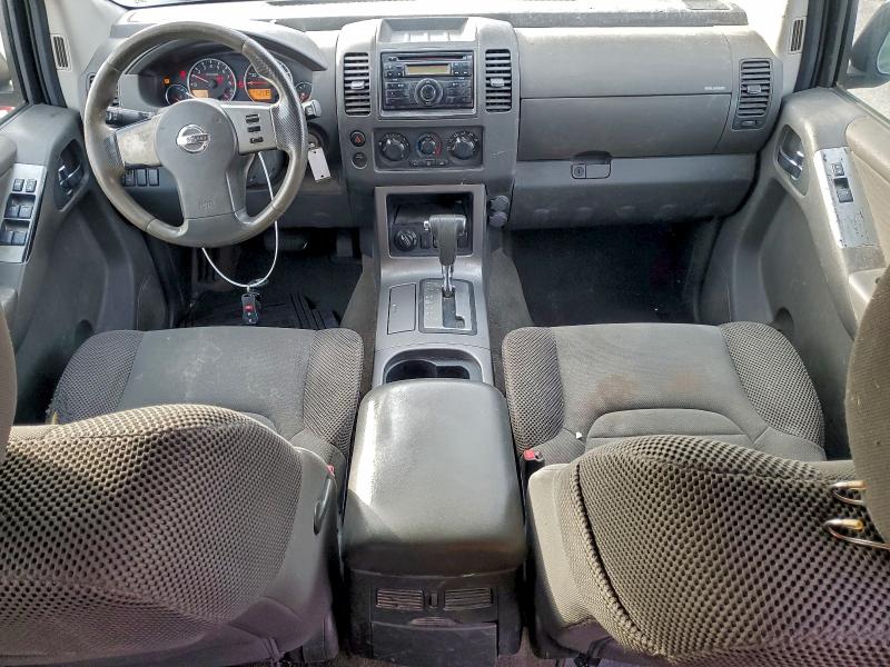Photo 8 from auction – 2011 NISSAN PATHFINDER with VIN 5N1AR1NB5BC628000