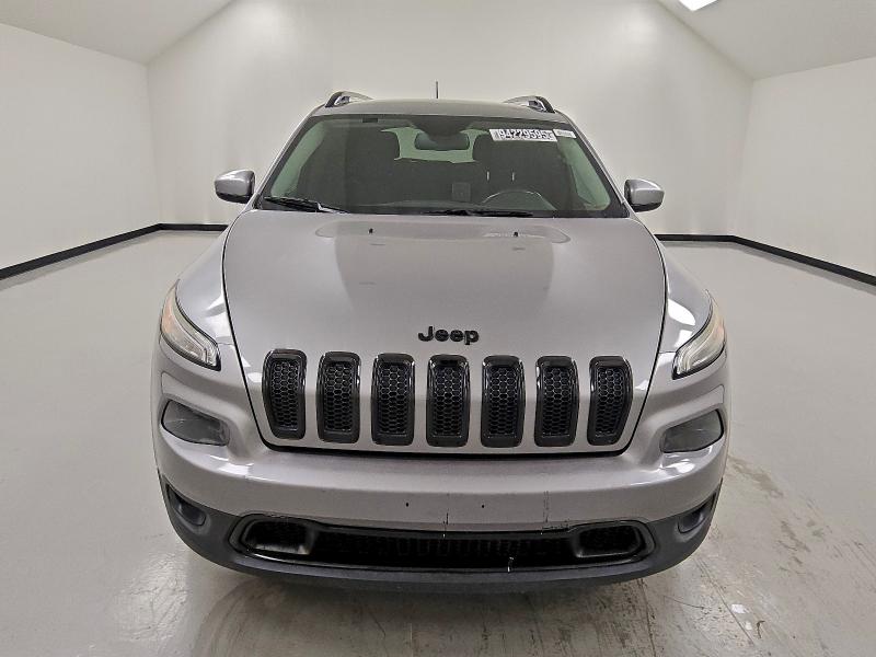 Photo 5 from auction – 2016 JEEP CHEROKEE L with VIN 1C4PJLCS4GW138254