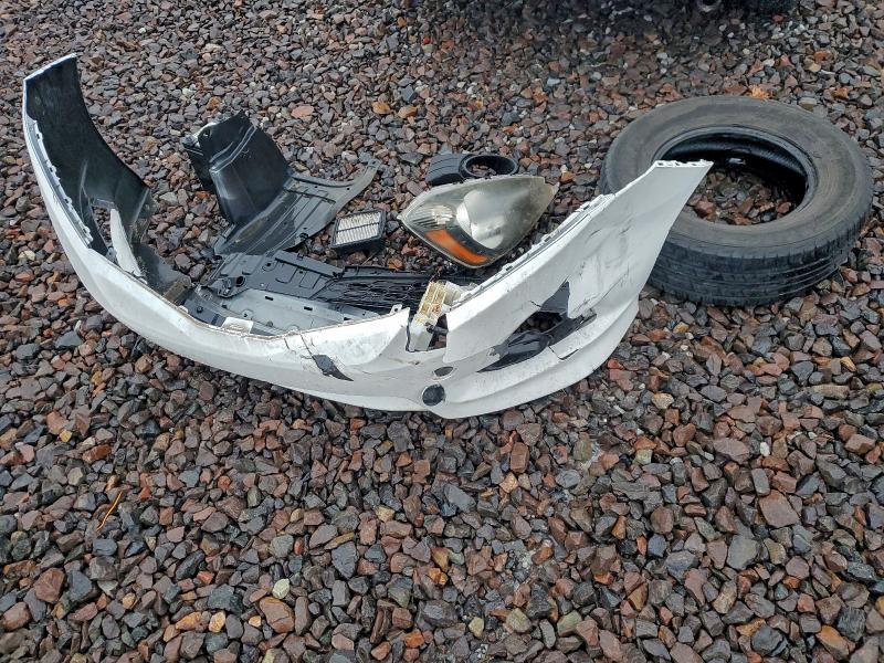 Photo 13 from auction – 2013 HONDA FIT SPORT with VIN JHMGE8H52DC002690